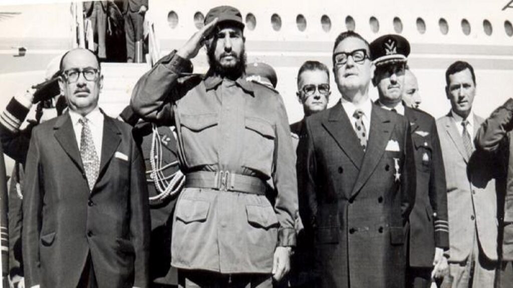 Palabras de ida y vuelta. Allende y Cuba 3 allende fidel avion