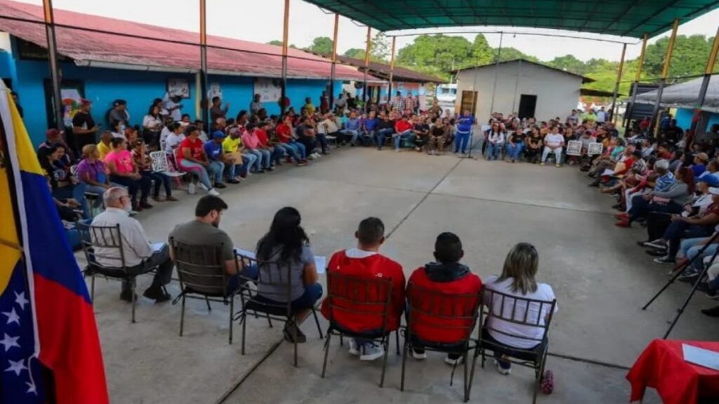 Plan 7T: Las siete transformaciones que definirán el nuevo mandato en Venezuela 2025-2031 4 Venezuela debate nacional 7T foto Radio Miraflores