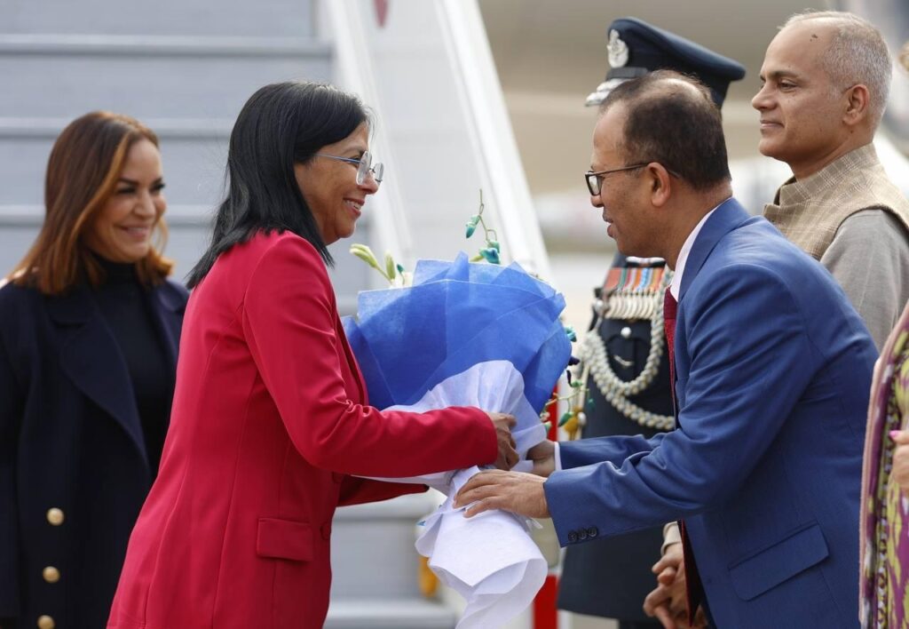 Venezuela posiciona su potencial energético en la Semana de la Energía de la India 2 venezuela india 1