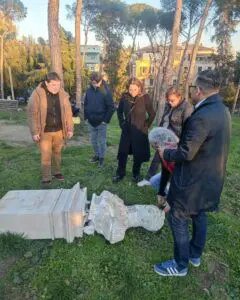 Venezuela restaurará monumento a Bolívar en Monte Sacro 8 gfb7g0rxkaewgji
