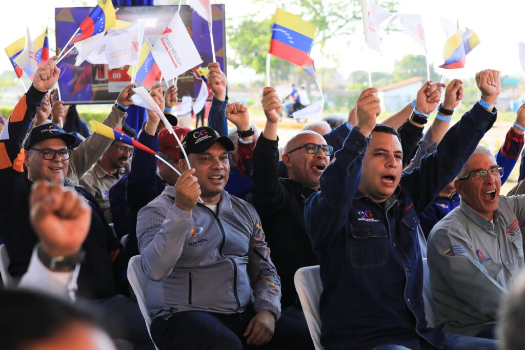Presidente Maduro: Venezuela va a defender el territorio del narcotráfico, incluida la frontera con Colombia 2 494582122 17911329879109144 1840941881640305376 n