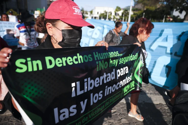 Principal organismo de los DD.HH. en El Salvador suspende operaciones por “escalada de criminalización” 1 0f1f5c5f9d679470273e19083ccdd9a42b8b2e2f