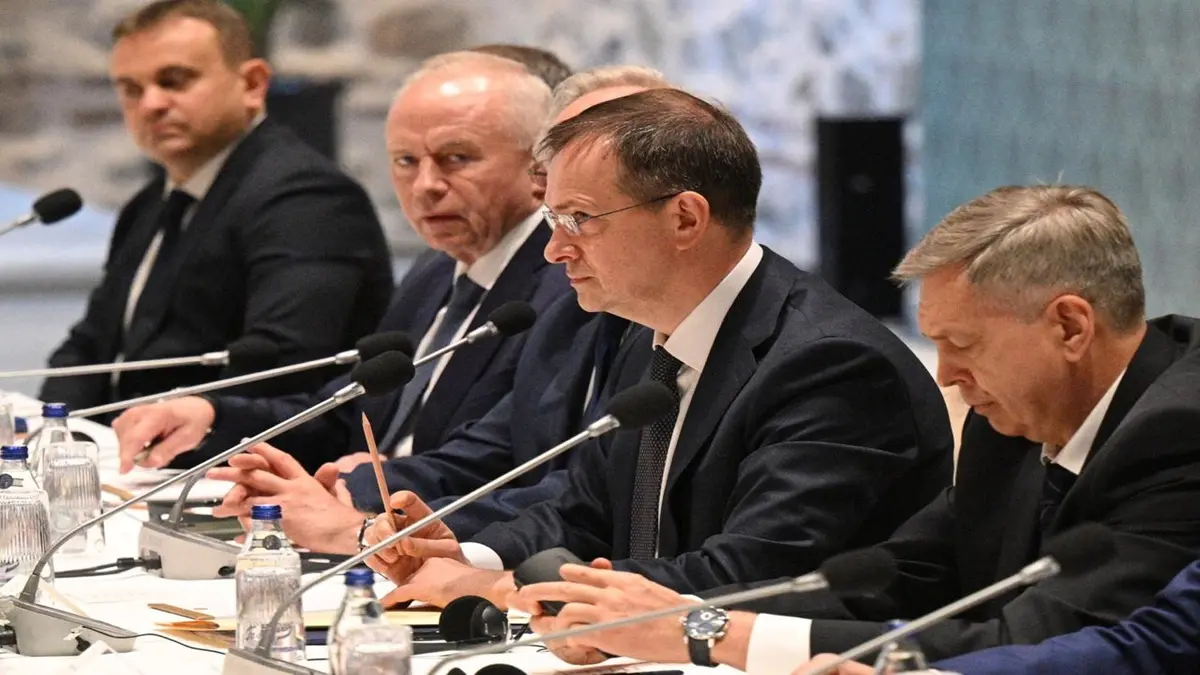 Kremlin confirma partida de delegación rusa para tercera ronda de negociaciones en Estambul 1 28a32b0a a446 404f 8b57 c3a6cddbd724.jpeg