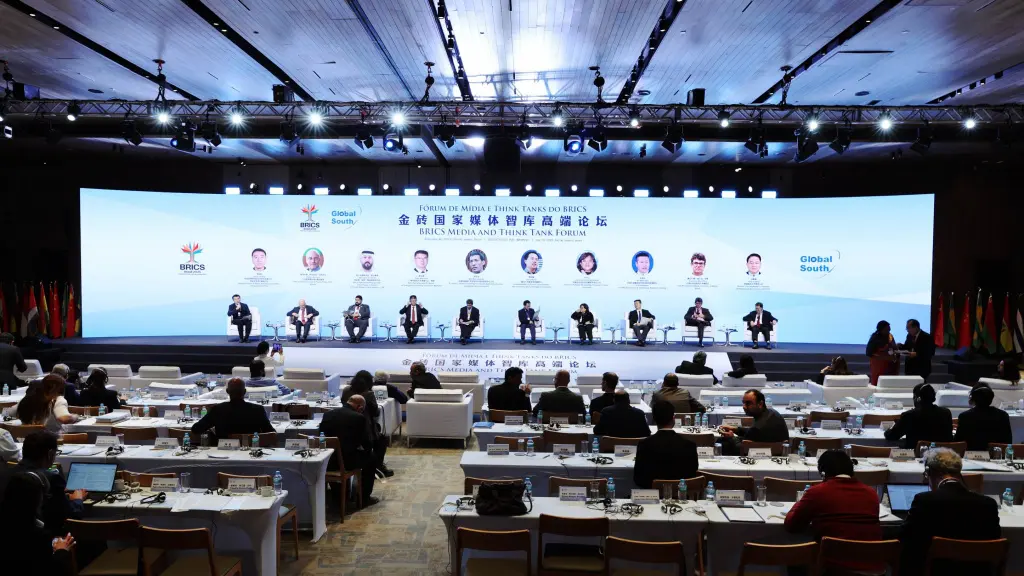 Medios de comunicación de los países BRICS presentaron iniciativa de cooperación en el ámbito de la IA 4 3 foro.jpg