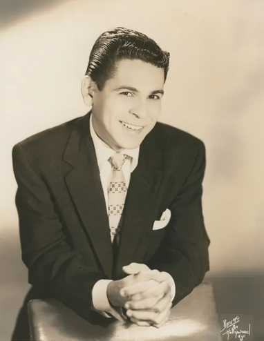 Vitín Avilés: los barberos también cantan 4 4 vitin joven.png