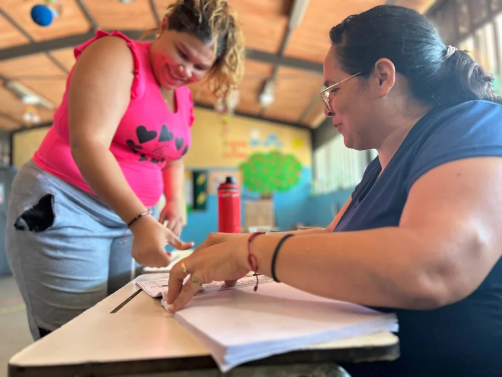 En imágenes: La juventud en Venezuela está haciendo historia 5 4915765468602674881