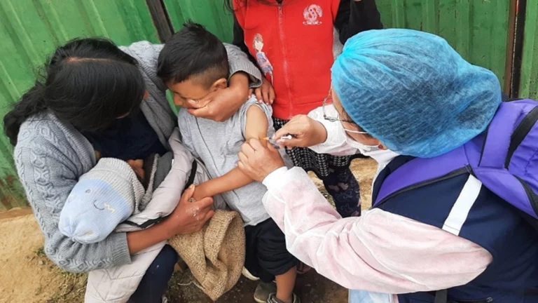 Aumentan a 175 los casos de sarampión en Bolivia 1 524724211 1216168360553443 9158322125540800872 n