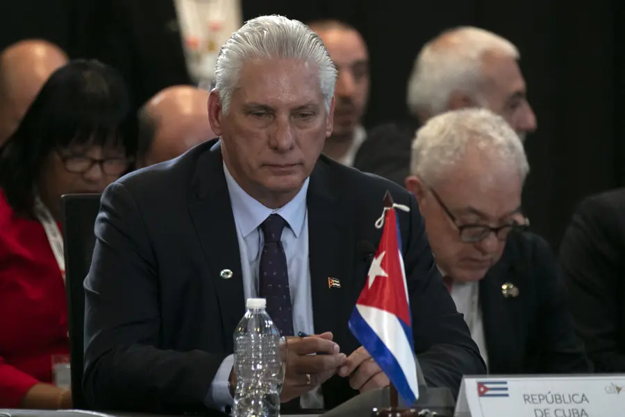 Díaz-Canel resalta la labor de teleSUR como portavoz de la integración latinoamericana 1 8022716512001miniw.jpg