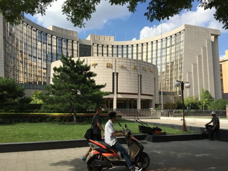 Crecimiento económico constante ubica a China como "pilar de estabilidad" mundial 1 china banco