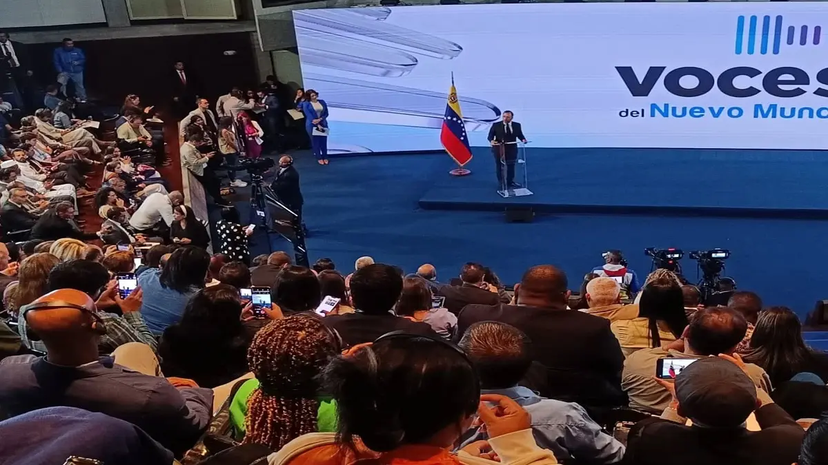 foro voces del nuevo mundo fb vocesenlucha.jpg