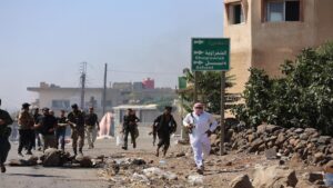 Beduinos armados de Siria se retiran de Sweida tras mortales enfrentamientos 1 gwqh6swxmaaphew
