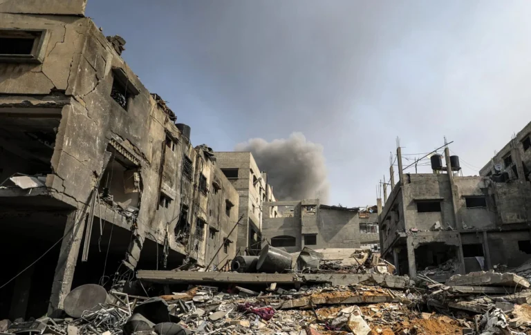 Hambruna en Gaza: Ataques israelíes dejan 9 muertos en medio del bloqueo de alimentos 1 image 25 16