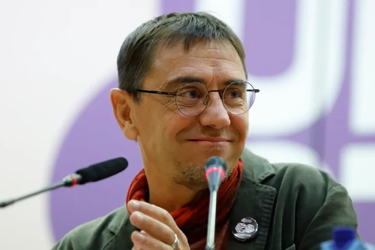 Nacimiento de teleSUR dio voz a los pueblos silenciados 1 monedero