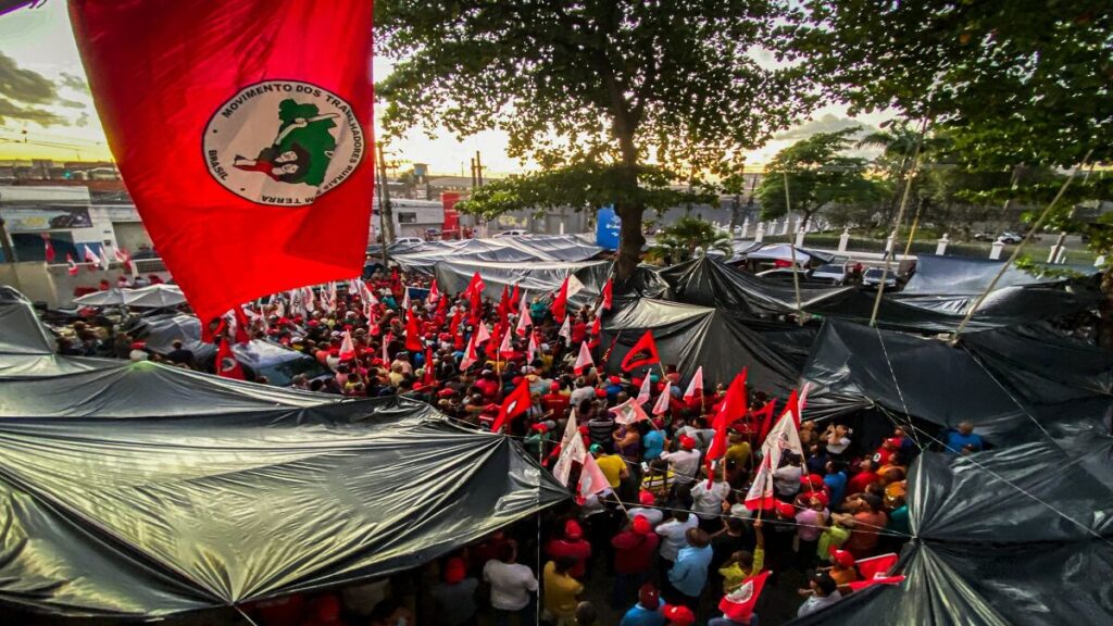 En imágenes: MST de Brasil exige Reforma Agraria Popular y soberanía nacional en Semana Campesina 2 mst 1