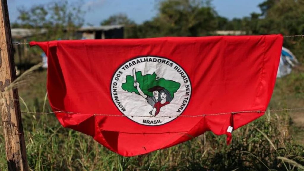 En imágenes: MST de Brasil exige Reforma Agraria Popular y soberanía nacional en Semana Campesina 12 mst13
