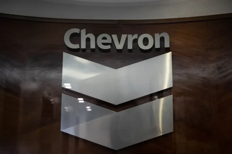 WSJ: EE.UU. reduce restricciones a Chevron para extraer crudo en Venezuela 1 obj 20221215t010331s0002i 1 1 1 15 7 4