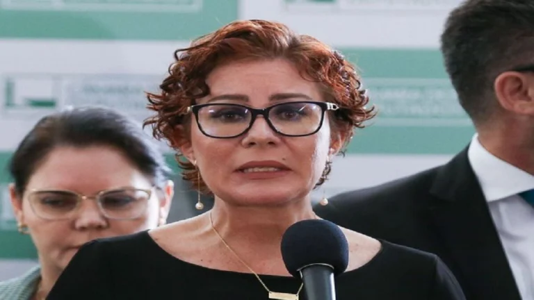 Diputada brasileña Carla Zambelli detenida en Italia por ataque informático 1 parlamentaria
