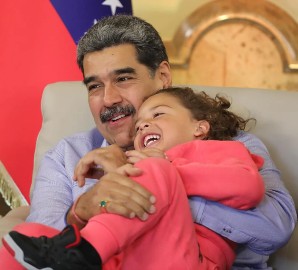 En imágenes: Encuentro del presidente Maduro con niños venezolanos rescatados de EE.UU. 7 photo 2025 07 18 15 58 14 2