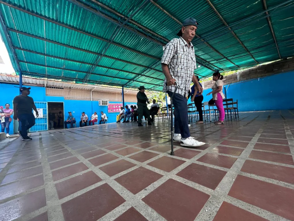 En imágenes: Venezuela se moviliza para ejercer su derecho al voto 3 photo 2025 07 27 13 52 37