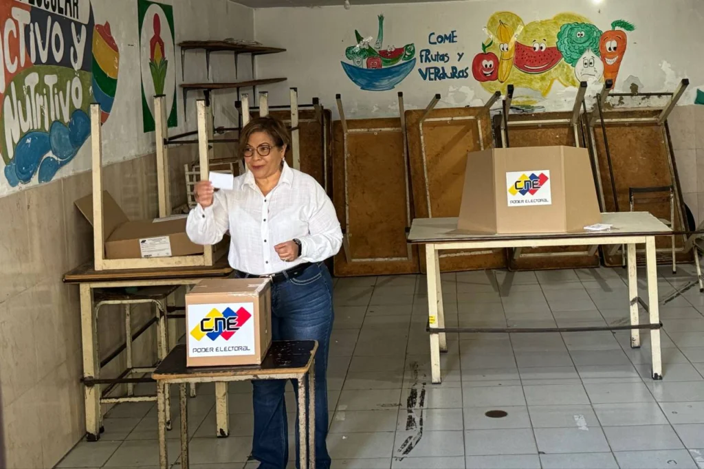 En imágenes: Venezuela se moviliza para ejercer su derecho al voto 1 photo 2025 07 27 13 52 58