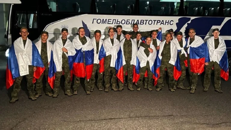 Rusia y Ucrania realizan nuevo intercambio de prisioneros tras acuerdos alcanzados en Estambul 1 rusia ucrania