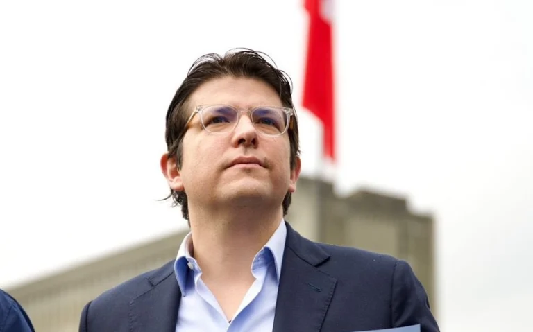 Colombia: Senador Miguel Uribe Turbay en "condición crítica" tras sufrir una hemorragia - teleSUR