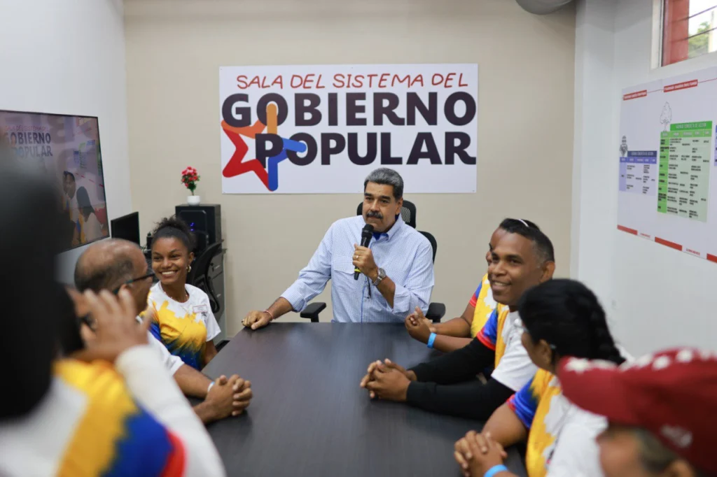 Nicolás Maduro lidera inauguración de Base de Misiones Socialistas en comuna Sarría, Venezuela 11 0a9f2cf3 1f75 414e 8491 04d53b5c45ca