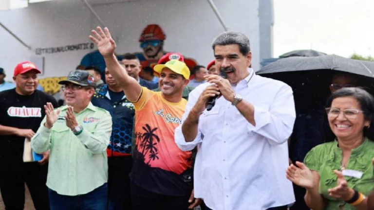 Maduro culpa a "la ultraderecha fascista y al imperialismo" por intento de atentado terrorista 1 1 8