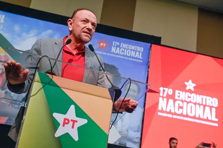 Edinho Silva asume presidencia del PT: reforma agraria, derechos laborales y soberanía 1 3 dia encontro nacional do pt sitedopt 44.jpg