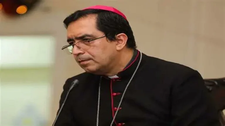 Iglesia Católica de El Salvador demanda consulta popular ante reformas constitucionales 1 arzobispo
