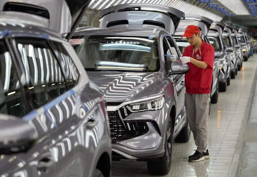 Crece posicionamiento de autos chinos en mercado de vehículos usados en Colombia 32 autos chinois.jpg