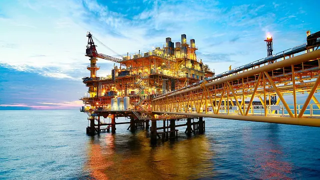 Brasil establece récord con 4,9 millones de barriles diarios de petróleo y gas 1 barriles.jpg