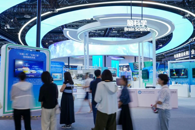 China quiere lograr avances significativos en tecnología de interfaz cerebro-computadora para 2027 1 chinita