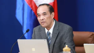 chum sounry foto khmer times