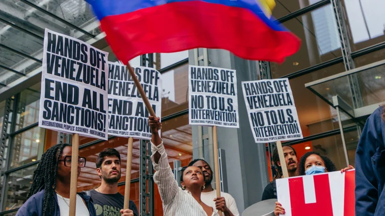 eeuu manos fuera de venezuela foto peoples dispatch