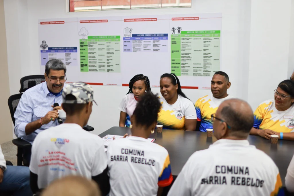 Nicolás Maduro lidera inauguración de Base de Misiones Socialistas en comuna Sarría, Venezuela 2 f581e933 ec1f 4878 a4b8 2d94933a477f