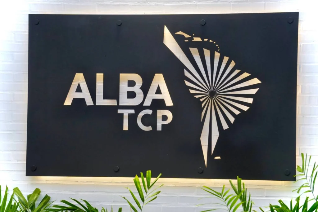 Zona de paz: ALBA-TCP repudia escalada militar de EE.UU. en el Caribe 28 gqvynphbuaamuxv