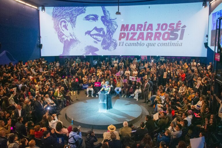 Senadora María José Pizarro oficializa su precandidatura presidencial 1 gxj4mucw8aaisap
