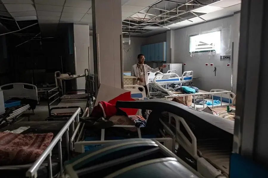 Muerte silenciosa: enfermedades infecciosas amenazan a los niños de Gaza 5 hospital interior jan yunis.jpg