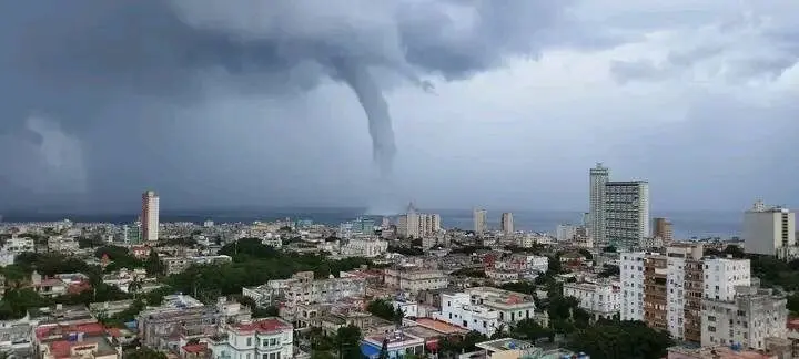 En imágenes: Tromba marina en La Habana, ¿cuáles son sus causas y consecuencias? 4 image 27.jpg
