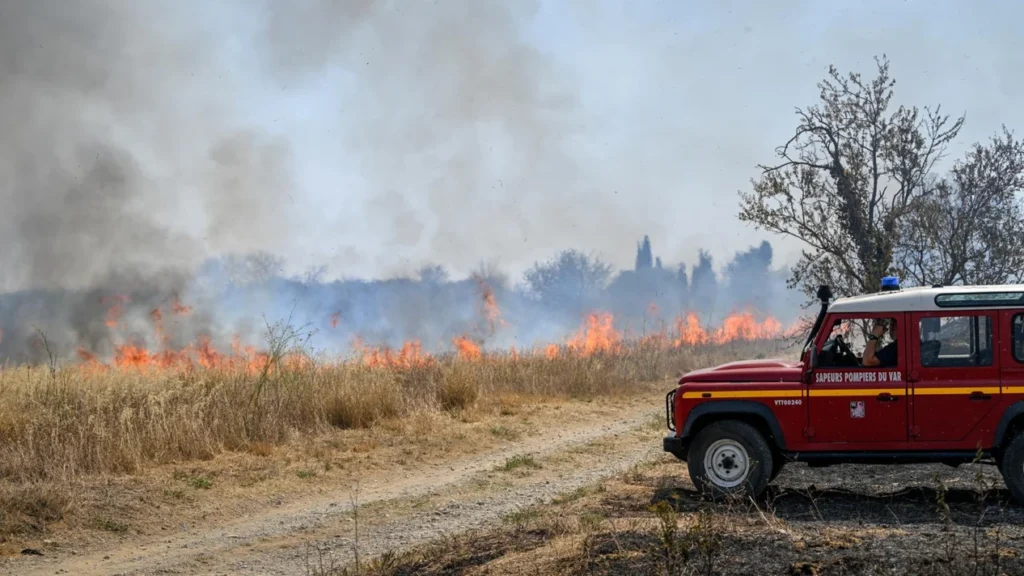 Incendio en Francia se convierte en el mayor del siglo XXI 2 incendios francia 2