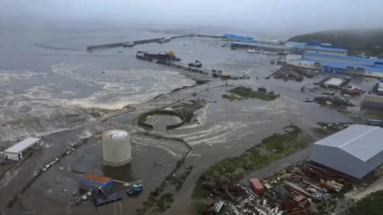 Península de Kamchatka se desplaza dos metros tras sismo de magnitud 8,7 1 kamchatka efe2