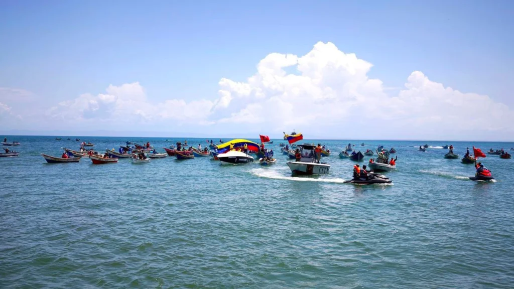 En imágenes: Pescadores de Venezuela en defensa de la soberanía nacional 4 photo 4994694688191655645 y