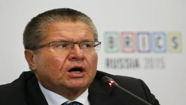 Rusia y EE.UU. califican de constructiva la reunión entre Putin y Witkoff 1 rss efe053a955df8aa78d289bb91d9923b22a98ec85072w 1