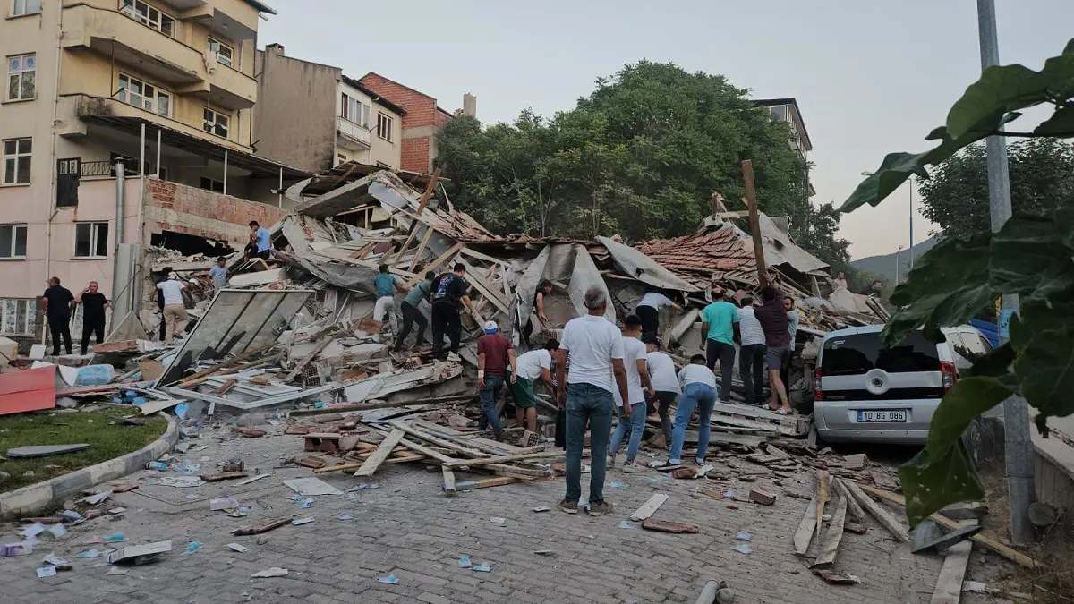turkiye sismo.jpg