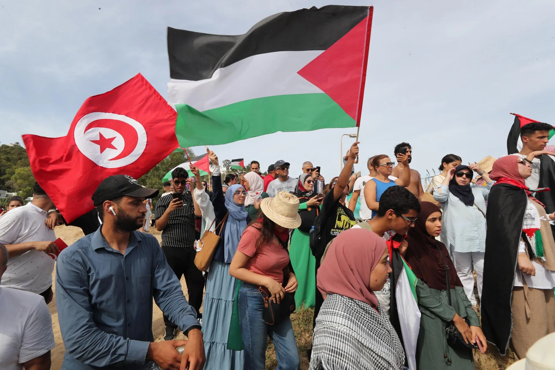16paises condenan ataque global sumud