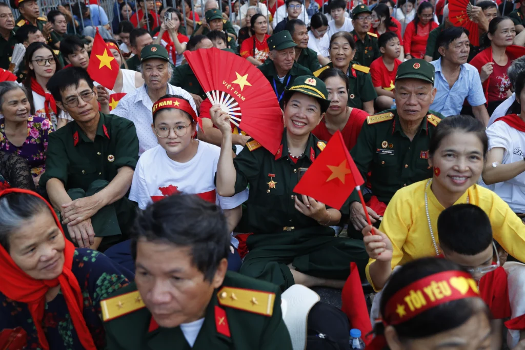 En imágenes: Miles de personas celebran en Vietnam el 80° aniversario de la Independencia 8 42b93bc01006d2796b5a548d8f12d0ae12c823a7