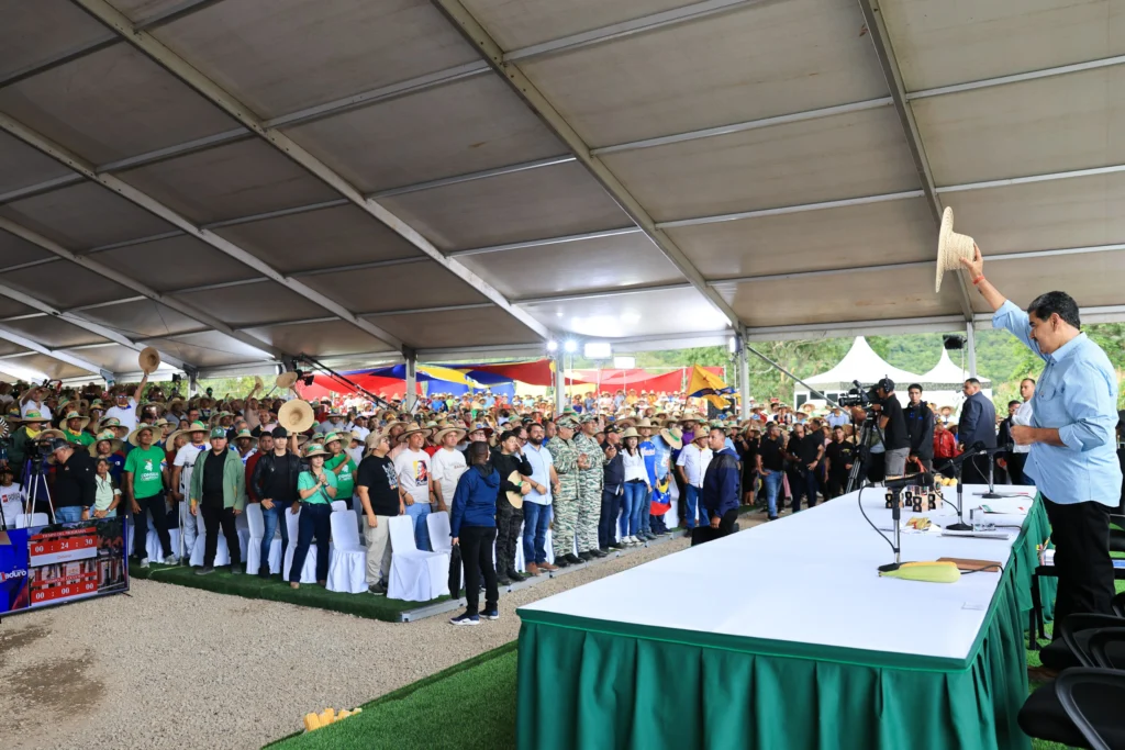 Nace en Venezuela la Unión Nacional Campesina Ezequiel Zamora 2 L’Union nationale paysanne Ezequiel Zamora est née au Venezuela