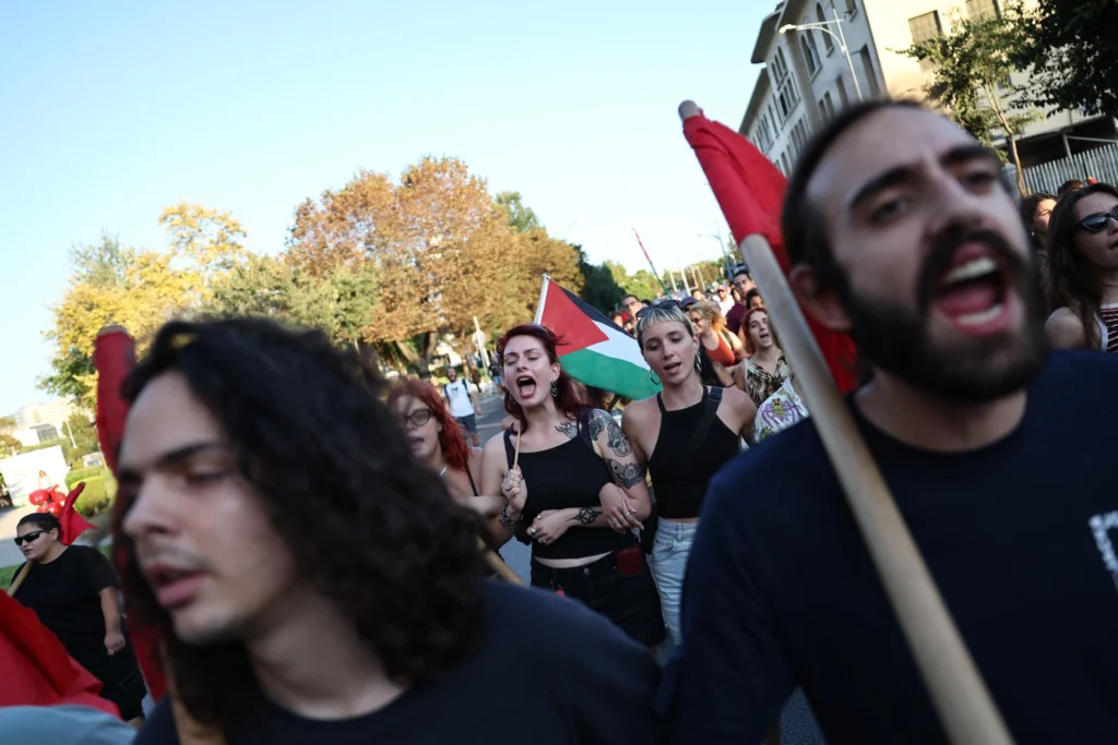 a087b6340169fafc8fceb19c0eb198b50ff2db66w