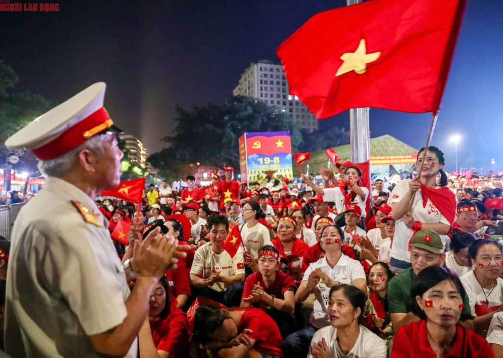 En imágenes: Miles de personas celebran en Vietnam el 80° aniversario de la Independencia 4 base64 17567652411832128419221